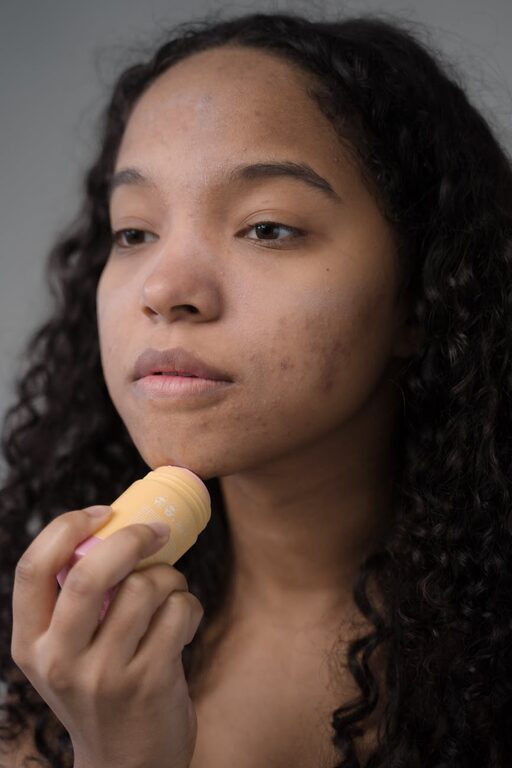 Come iniziare una routine di skincare semplice e efficace